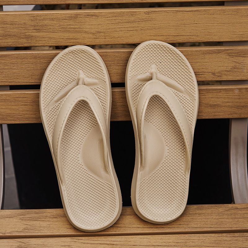 Men Shoes Essentials - Sandal Jepit Wanita Trendi, Ringan, Bernapas,