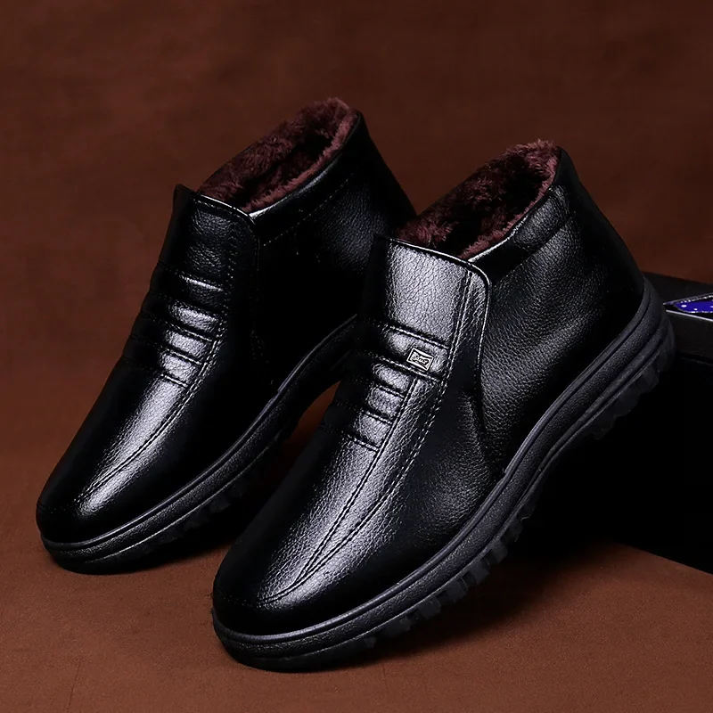 Sepatu bot kulit kasual pria,  - Men Shoes Ecco ulasan dan harga