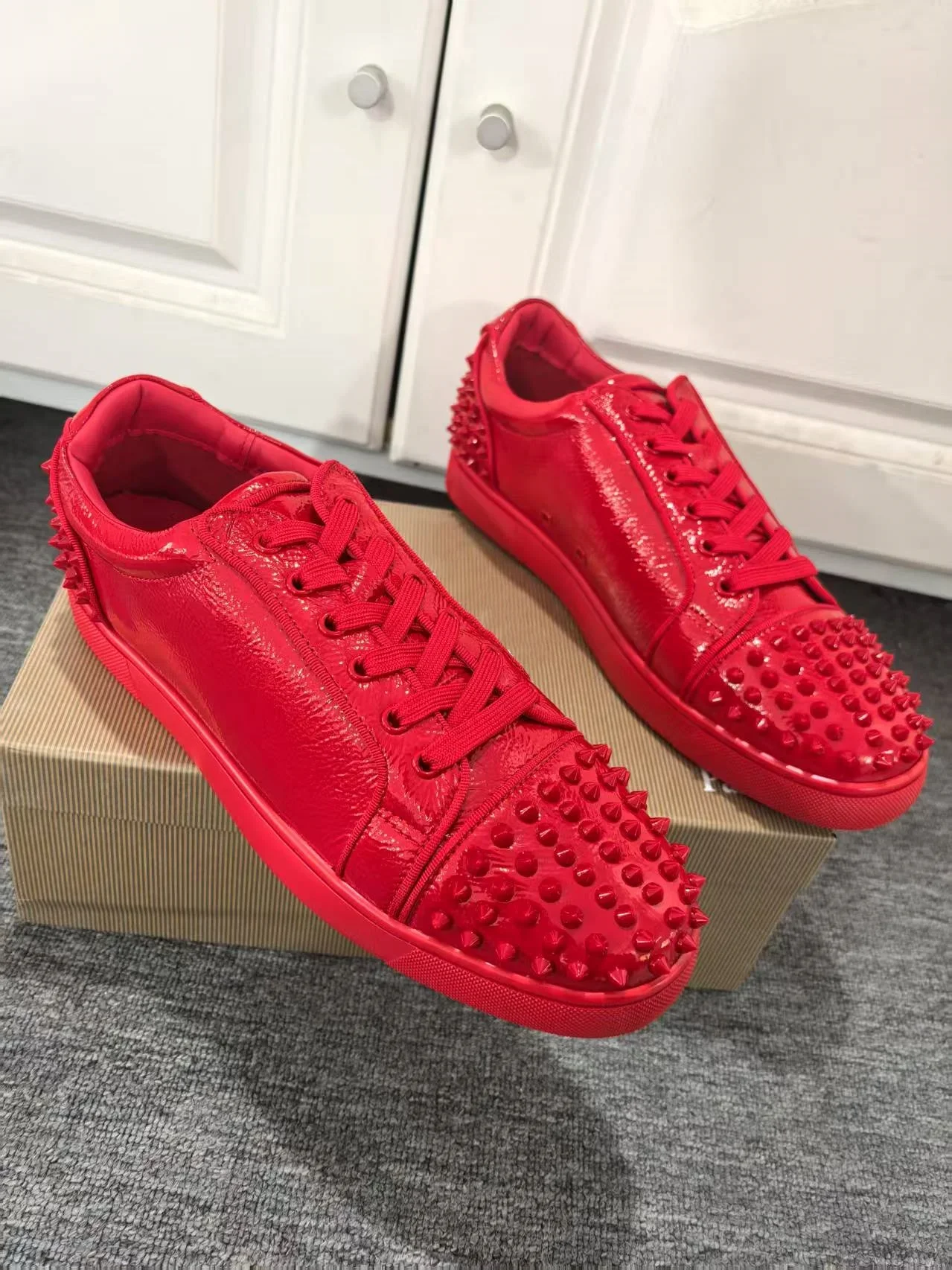 Sepatu Sneakers Pria Kulit Pat - Men Shoes H&M ulasan dan harga