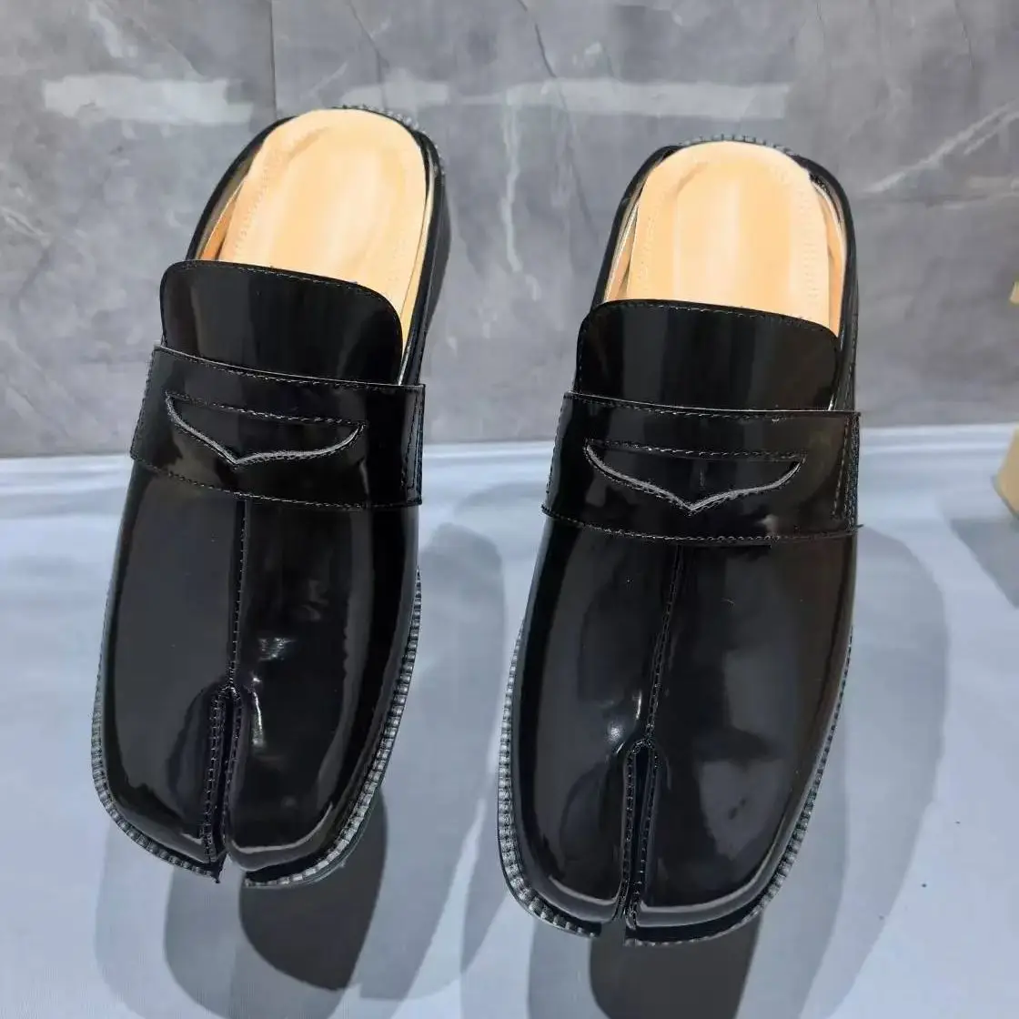 Sendal Pria Split Toe Tabi Jah - Men Shoes On ulasan dan harga