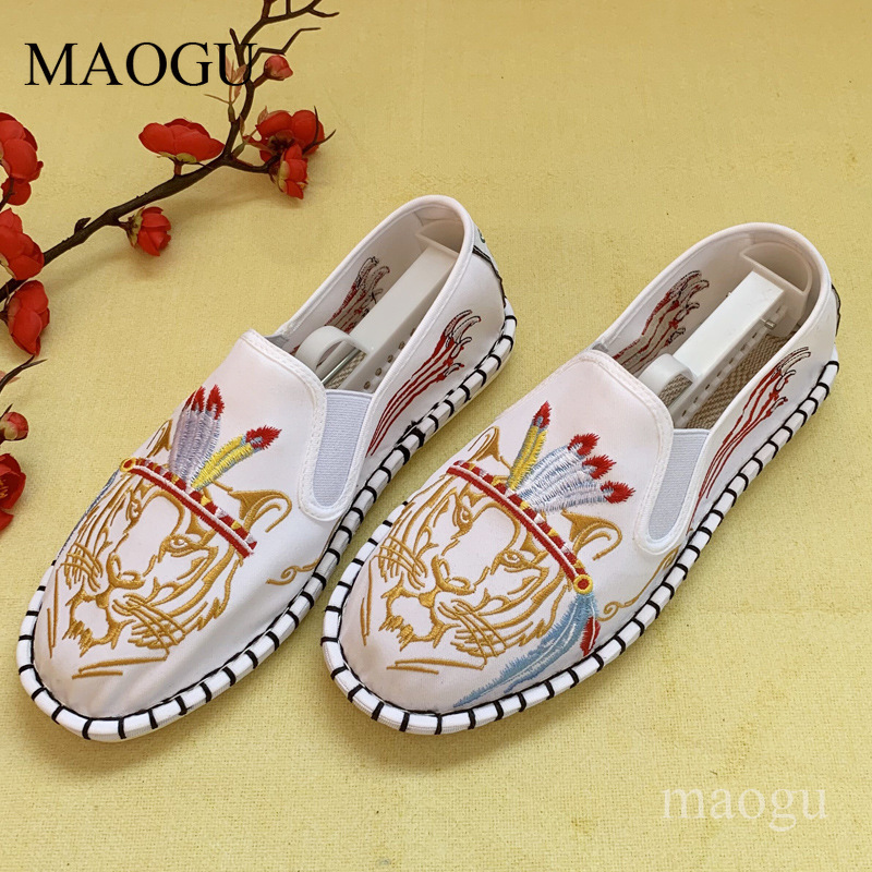Sepatu Slip-On Bordir Gaya Cin - Men Shoes Ecco ulasan dan harga