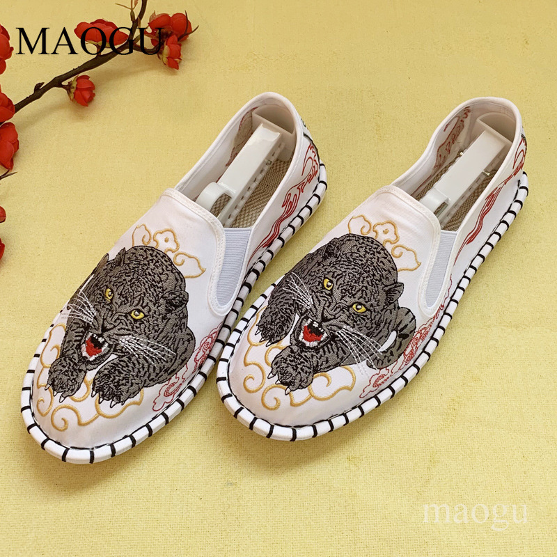 Sepatu Slip-On Bordir Gaya Cin - Men Shoes Ecco ulasan dan harga
